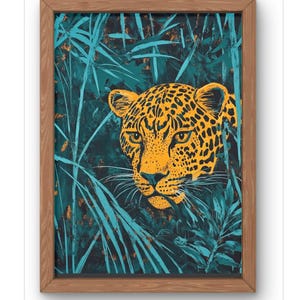Stampa artistica da parete con leopardo nella giungla - Dipinto di un grande felino verde acqua e arancione - Moderna opera d'arte con animali per l'arredamento della natura selvaggia