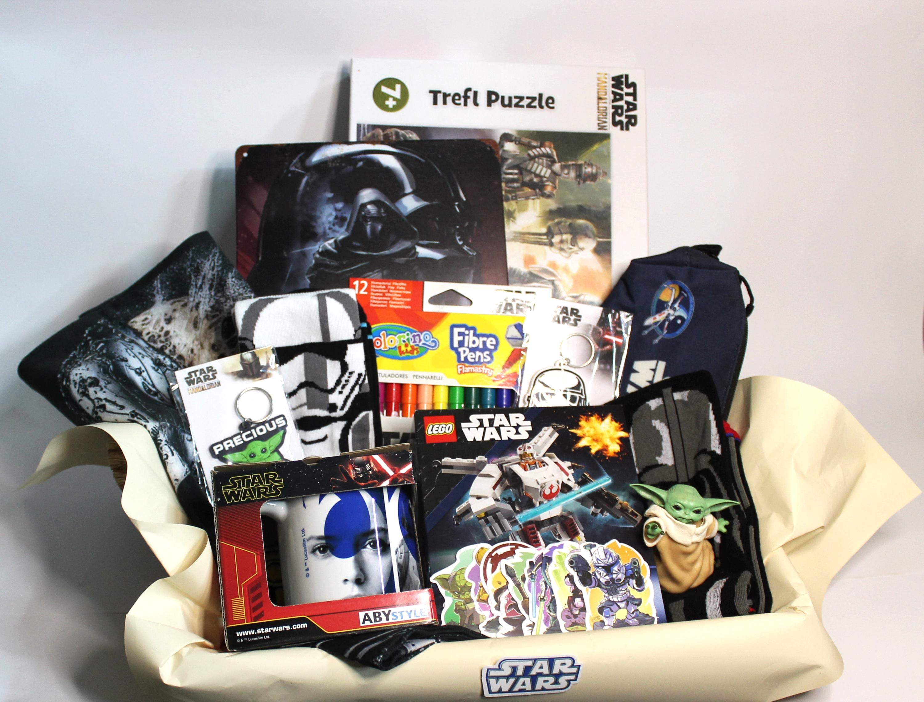 スター・ウォーズ STAR WARS グッズセット Star Wars Themed Gift Basket Galaxy Fun Set - Etsy
