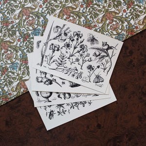 Set di biglietti d'auguri piatti con motivi botanici antichi, fiori e piante, articoli di cancelleria floreali vintage per gli amanti della natura, eleganti cartoline ispirate al giardino
