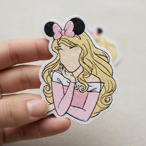 Haftowane naszywki z księżniczkami Disneya, naszywki do prasowania Disneyworld, naszywki Ariel, naszywki Kopciuszek, naszywki Disneyland, naszywki na czapki plecakowe zdjęcie 8