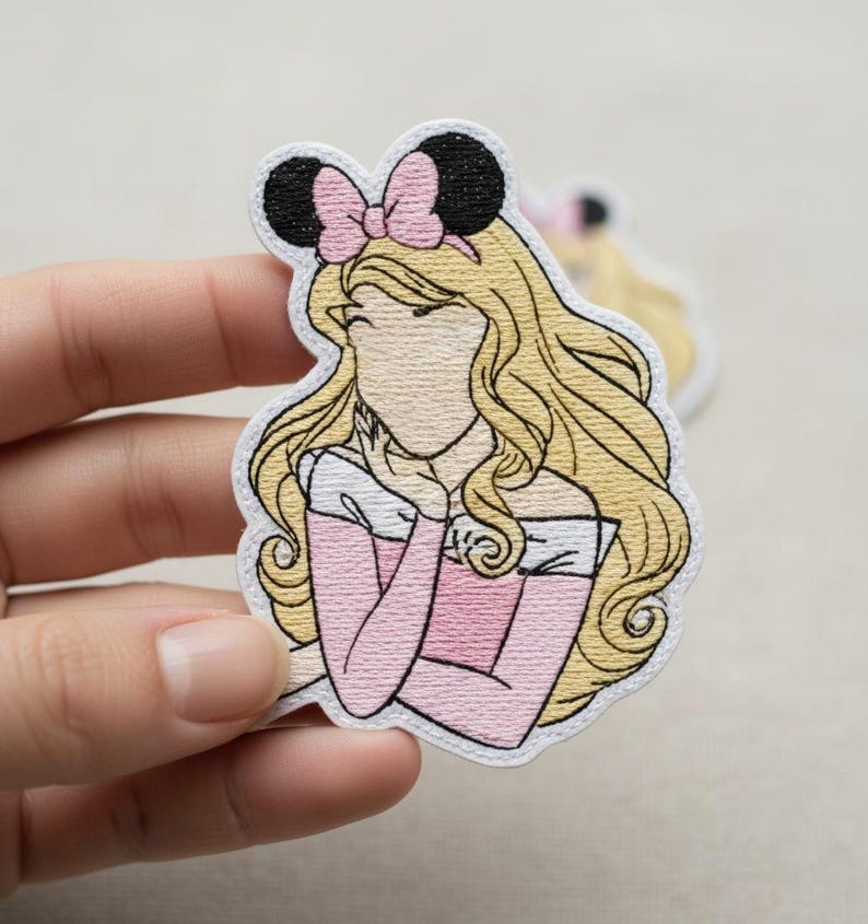 Haftowane naszywki z księżniczkami Disneya, naszywki do prasowania Disneyworld, naszywki Ariel, naszywki Kopciuszek, naszywki Disneyland, naszywki na czapki plecakowe zdjęcie 8