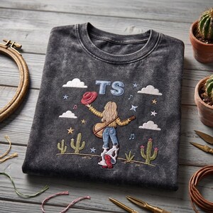 TS Gitarrflicka Cowgirl T-shirt Broderad, Disney Toy Story 5-tröja, Jag visste det, jag visste dig-tröja, Disneyland-semester, Disney Park-outfit bild 3