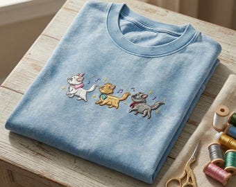 Camiseta lavada bordada de los Aristogatos de Disney, camiseta de Marie Toulouse y Berlioz, camiseta de vacaciones en Disneyland, atuendo retro de los parques Disney.