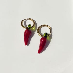 Murano-glasörhängen med chili-ring: Smycken med italiensk röd paprika