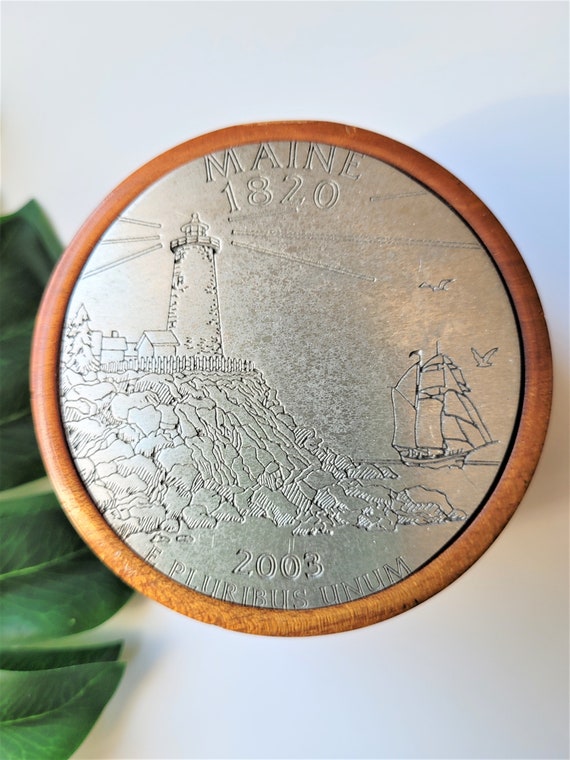 Vintage 2003 Maine Wooden Trinket Box Lighthouse … - image 2