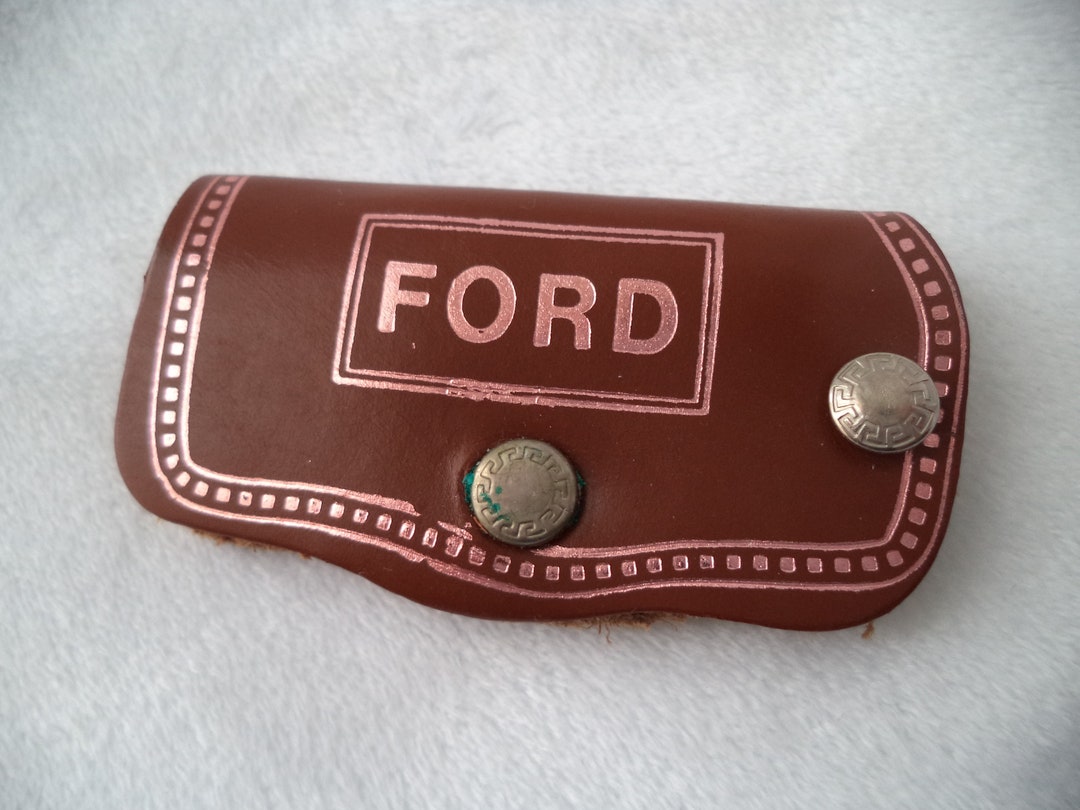 Vintage Leather Ford Key Holder Fob Keychain Keystone WV Advertising