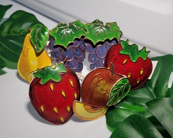 Vintage Harmony Lane Metal Fruit Napkin Rings Set of 6 Grapes Strawberry Apple Pear Table Scape