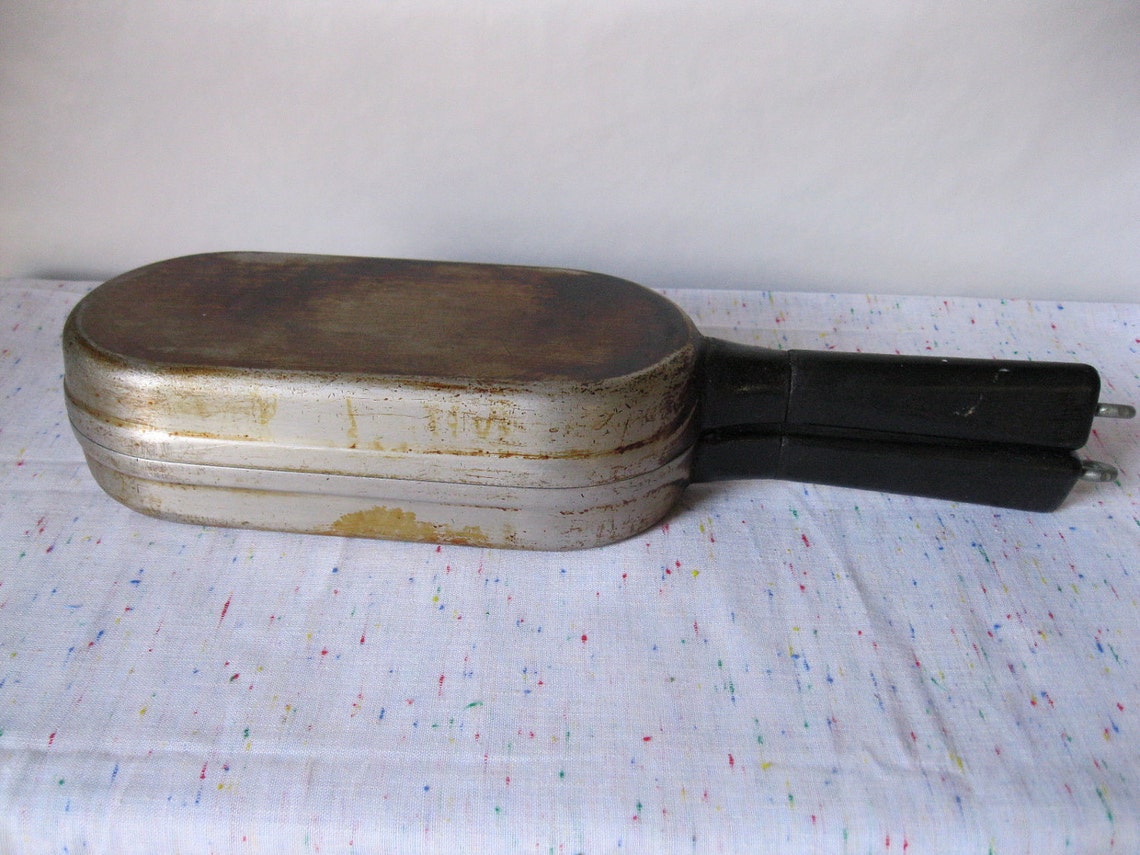 Vintage Miracle Maid Aluminum Omelet Pan G2 50s Etsy