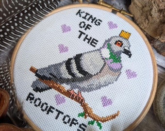 Königstaube „König der Dächer“ Kreuzstichmuster – Modernes Vogelmuster (PDF-Download)