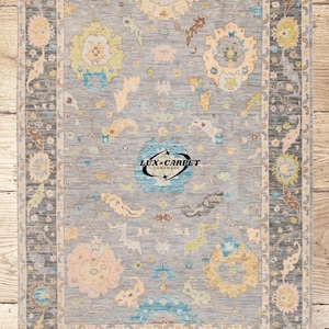 Handgeknüpfter Beiger Oushak Wollteppich: Stilvoller Teppich im Vintage Stil (10x14)