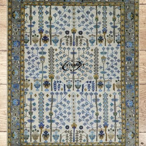 Hand Knotted Wool Oushak Rug: Traditional Turkish Design