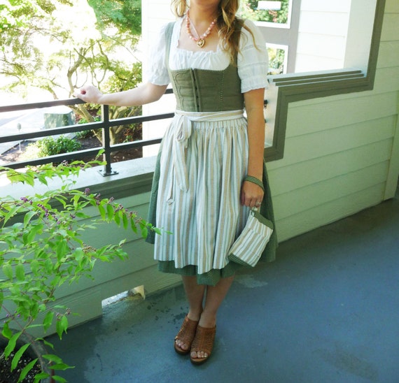 Vintage Dirndl Avocado Green Harvest Gold German B