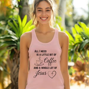 Alles was ich brauche Frauen Flowy Racerback Tank Top, christlicher Tank, Glaubensbekleidung, lustiger Jesus Tank, Jesus Tank, religiöses Geschenk