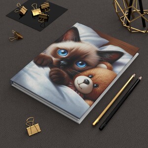 Carnet cartonné chat mignon et ours en peluche, joli cadeau pour les amoureux des chats, journal intime d'animaux mignons, prise de notes confortable, oeuvre d'art yeux bleus