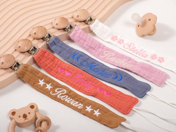 Personalized Embroidered Name Pacifier Clip, Custom Pacifier Strap with Name, Secure Pacifier Clip on Baby Outfit, Gift For Baby Girls Boy
