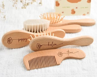 Aangepaste geboortebloem babyhaarborstel, verzorgingsset houten kam, gepersonaliseerde meisjesborstel en kam, aandenken babycadeau, kraamcadeau