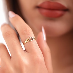 Elegant Lotus Flower Design Silver Ring, Daughter Birthday Gift from Mom, Begin Again Lotus Flower Ring, Mother Daughter Ring