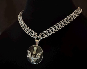 collar de murciélago