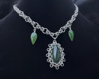 collar de malla metálica de jade