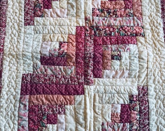 Log Cabin Display Quilt, Vintage Hand-Quilted Table Runner