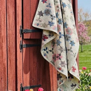 Antique  Twinkling Star Quilt – Hand-Quilted c. 1900 - 64” x 72”