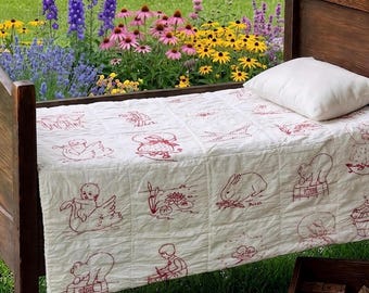 Colcha infantil antigua con bordado rojo / Circa 1910–1915 / Colcha para cuna / Bordada a mano / 74 x 114 cm
