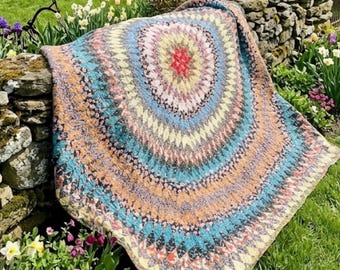 Vintage Hand-Quilted Sunburst Lone Star Quilt – Large 81” x 94”