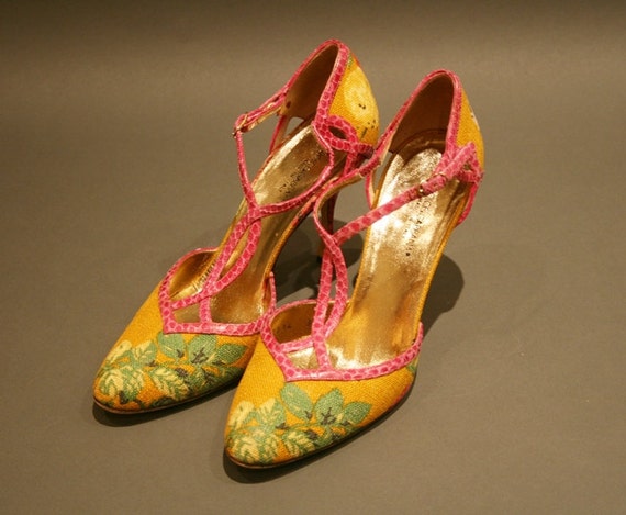 dolce and gabbana t strap heels