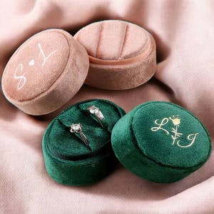 Boîte à bagues double personnalisée en velours : cadeau de fiançailles de mariage ovale