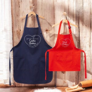Grandma&#39;s Custom Apron & Hat Set: Cookie Baker, Mess Maker