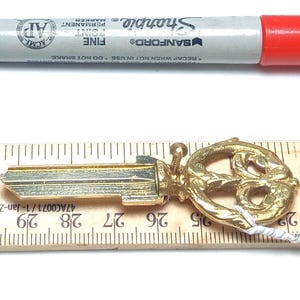 Brass Headed Custom House Key Blank Kwikset KW1 / Schlage SC1 / SC4