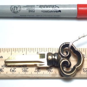 Ornate Head Schlage SC1 House Key Blank II