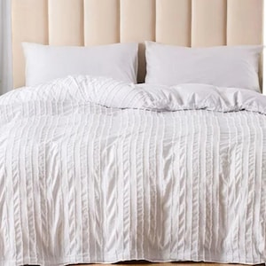 Nordic Cut Tufted Linen Bed Set: Soft Duvet Cover & Pillowcases