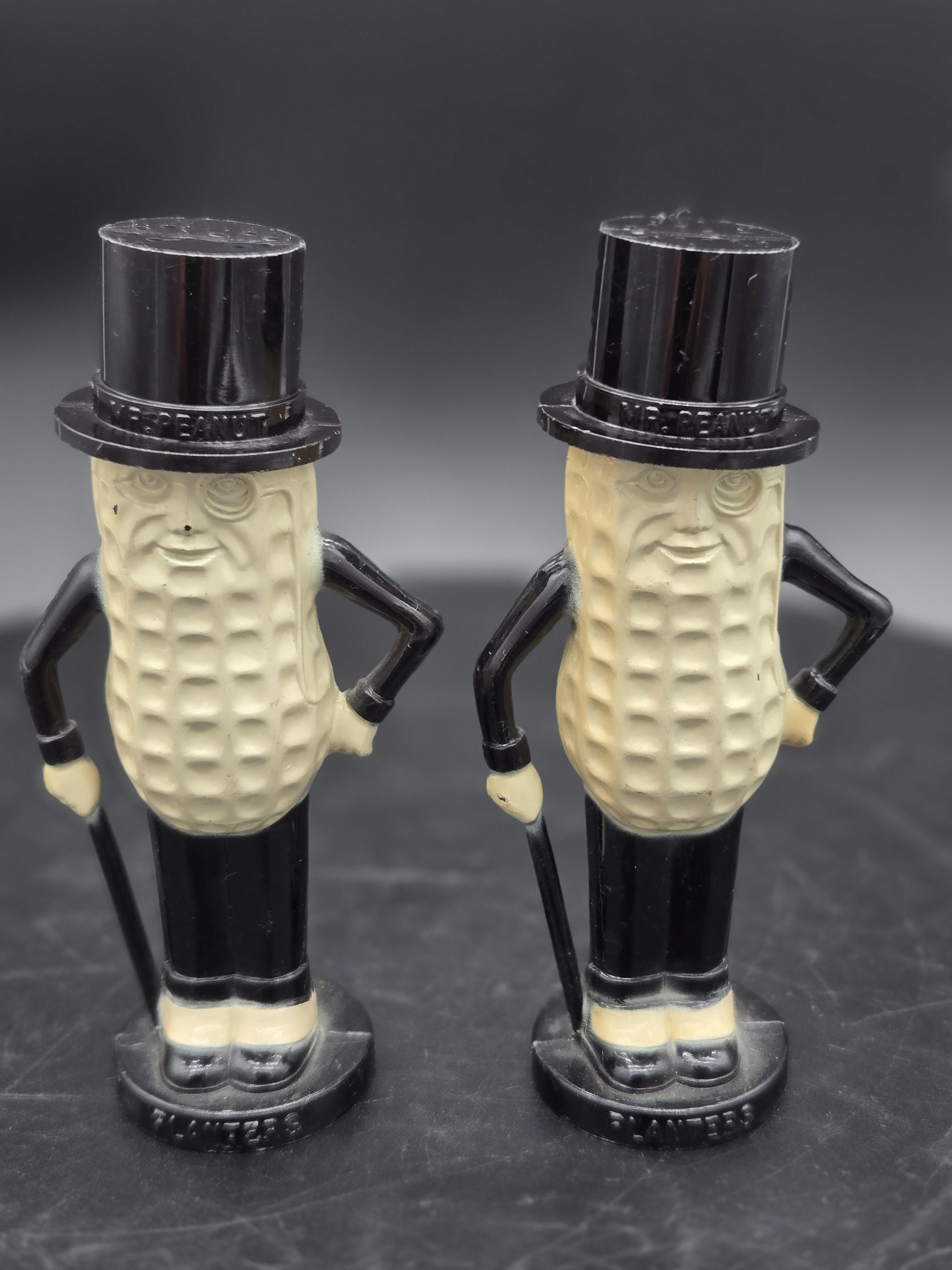 Mr Peanut Salt and Pepper Shakers - Etsy