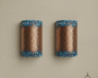 Set van 2 handgemaakte koperen wandkandelaar, blauw patina gehamerde wandlamp, rustieke boerderij wandlamp, modern Marokkaans licht