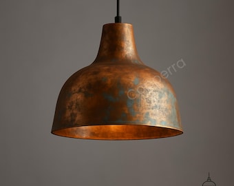 Handgemaakte patina koperen hanglamp: rustiek industrieel plafondarmatuur