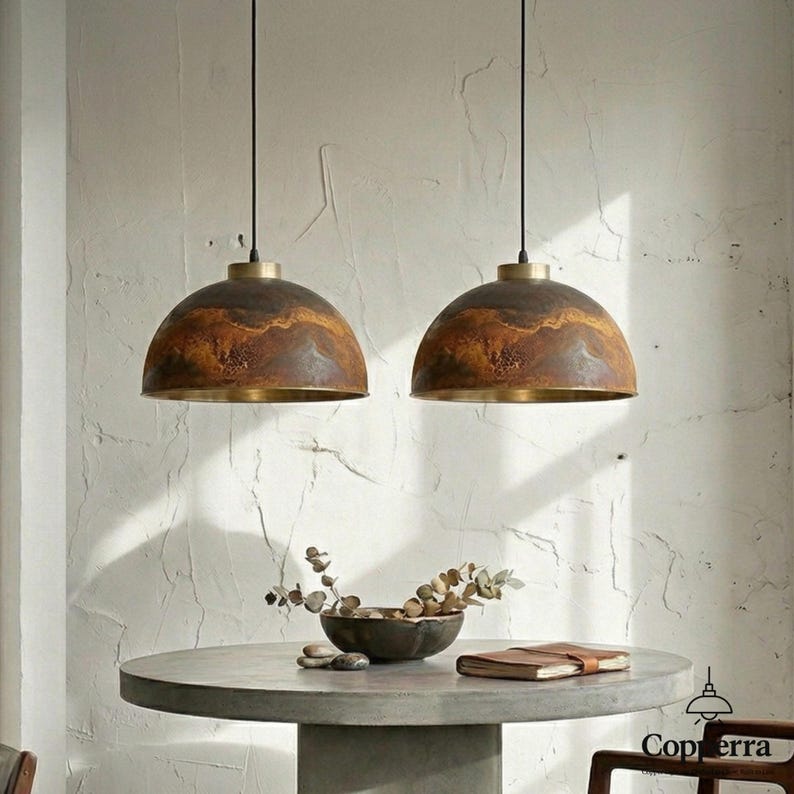 Kupolformad taklampa i mässing, rustik handgjord köksö, taklampa i vintage-patina bild 3