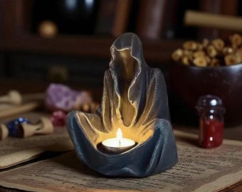 Black Cloaked Gothic Master Figurine | Dark Fantasy Resin Statue | Horror Home Decor | Gothic Gift Sculpture