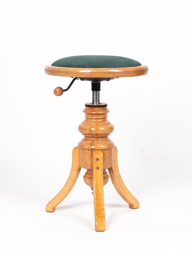 ヴィンテージスツール 3本脚 ブルータリズム フランス製 無垢材 Three legged stool - Etsy 日本