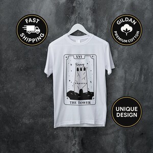 The Tower Rider-Waite Tarot T-Shirt, Crumbling Tower Design, Gothic Okkult Transformation T-Shirt, Spirituelles Schock Geschenk Shirt für Tarot Fans