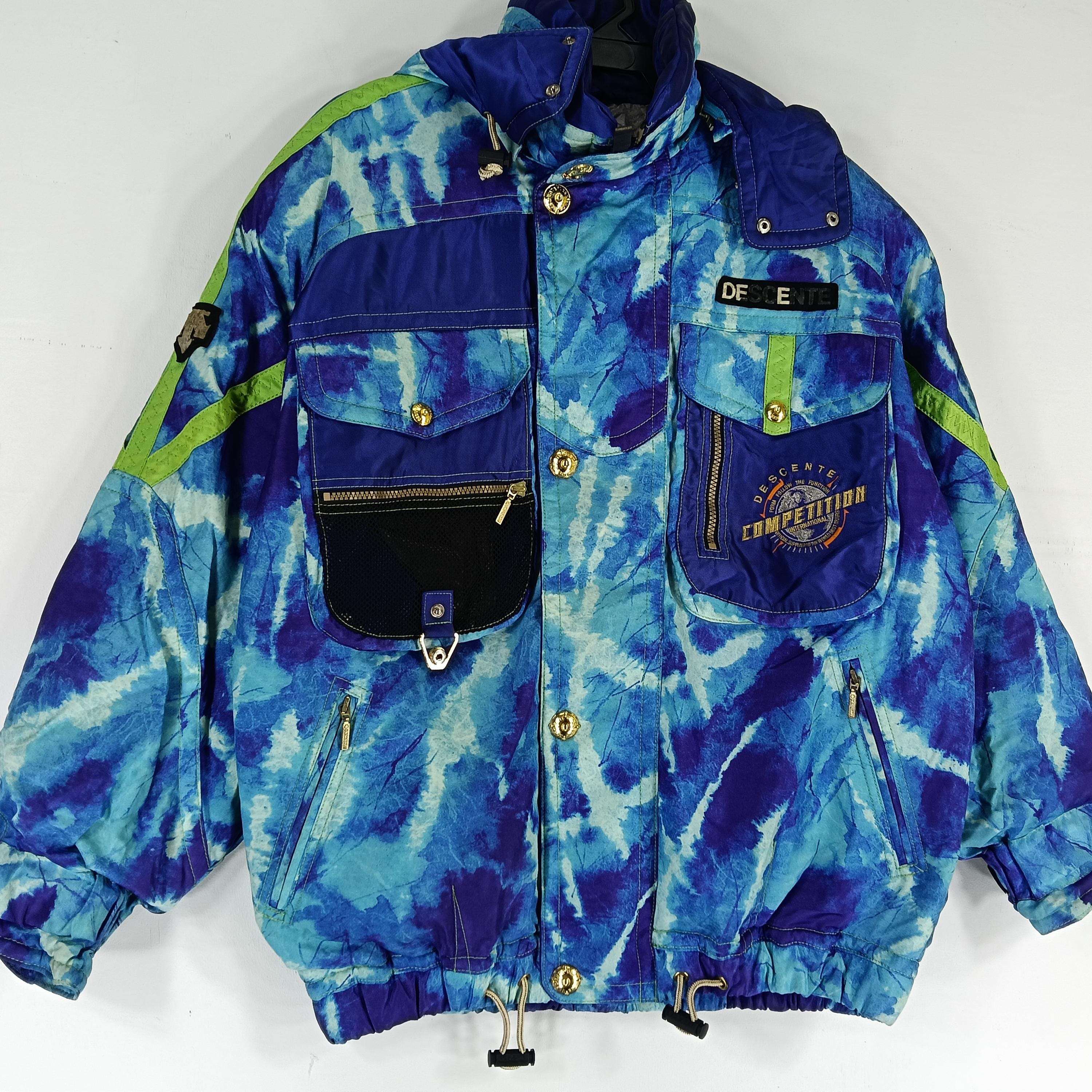 DESCENTE Tinga Tinga柄 ジャケットとオーバーオールセット Vintage 90's Descente Ski Jacket Blue Overprint Multipocket Large
