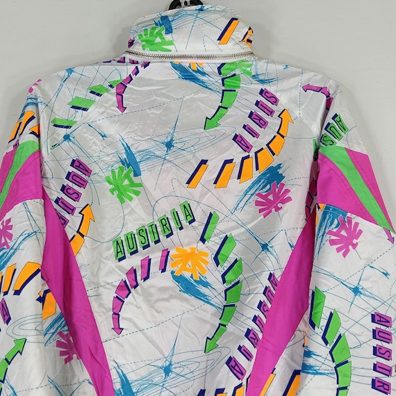 Vintage 90's Austria Windbreaker Multicolor Jacket Medium Austria