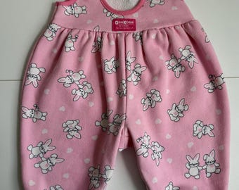 Mono vintage OshKosh B’gosh para bebé, forro polar con estampado de conejito rosa (6-9 meses)