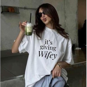 Its Giving Wifey T-Shirt - Bride to Be Shirt, Newlywed Tee, Custom Engagement Gift, Honeymoon Outfit, Wedding Day TShirt, Bride Wifey Vibes