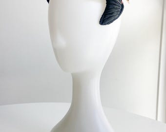Unique black Sculptural Fascinator with Red Flower Accent – Elegant Handmade Cocktail Hat for Weddings, Races & Formal Events