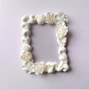 Decoden Toploader Handgemachte Silikon-Fotokartenhülle | Weiße, goldene und kristallene Blumen | Kawaii, Sammlerstücke, Schenken, Kpop