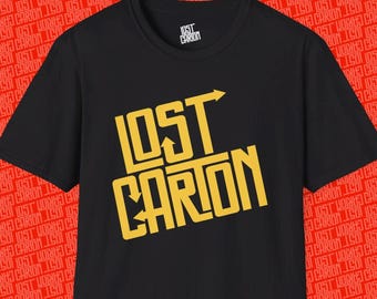 T-shirt med Lost Carton-logotyp och mjuk stil