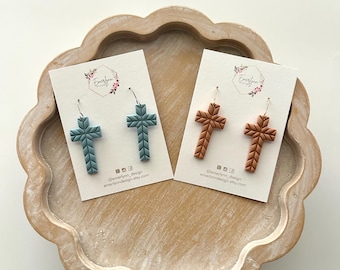 Pendientes de cruz de arcilla polimérica: joyería ligera y religiosa, regalo cristiano