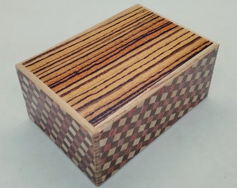 27 steps Zebra wood/Ichimatsu 4 sun (4.5inch/115mm) Japanese Puzzle box (Himitsu-bako)