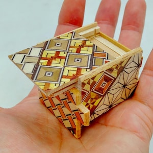 Tiny 12 steps with Slide keys Yosegi 1 sun Japanese Puzzle box (Himitsu-bako) by Hiroyuki Oka